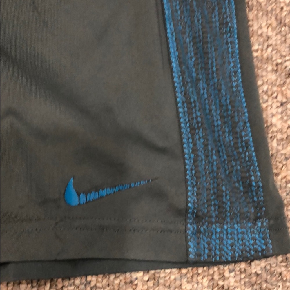 🏀Men’s M Nike Athletic Shorts with pockets - Picture 2 of 7
